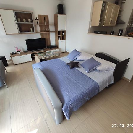Apartman Antonela With Free Garage Parking Split Exterior foto