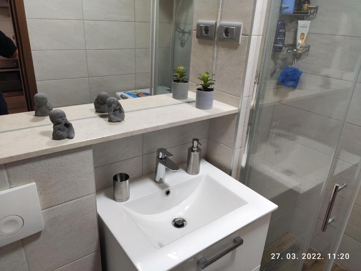 Apartman Antonela With Free Garage Parking Split Exterior foto