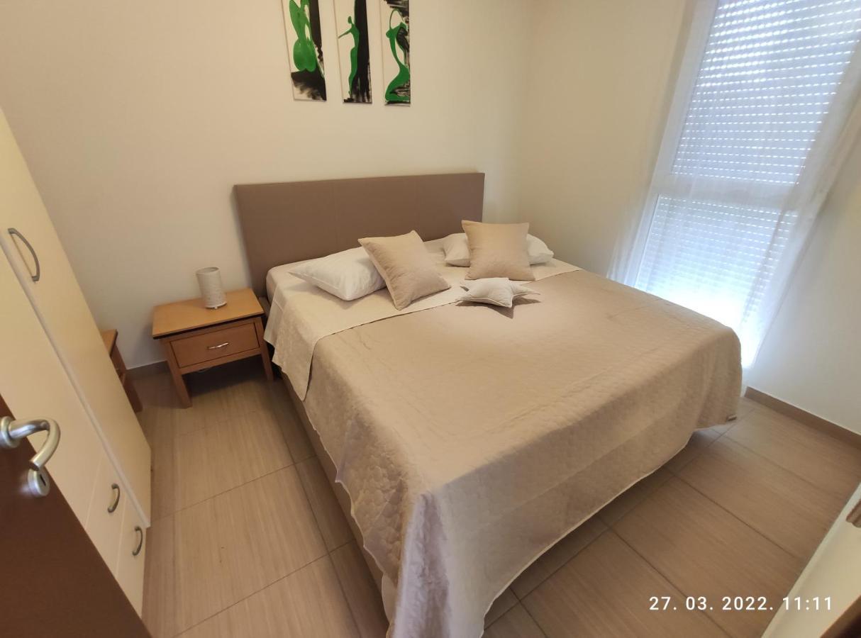 Apartman Antonela With Free Garage Parking Split Exterior foto