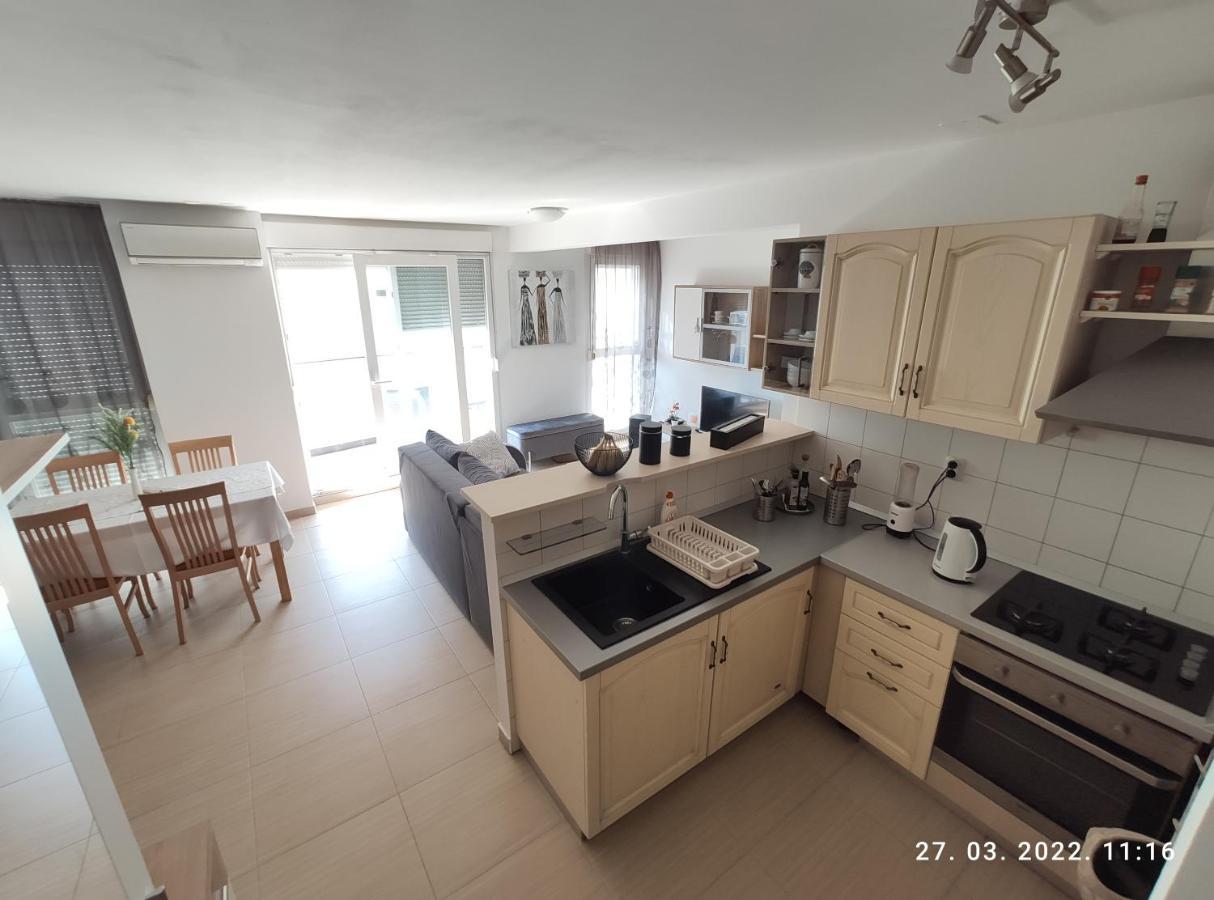 Apartman Antonela With Free Garage Parking Split Exterior foto