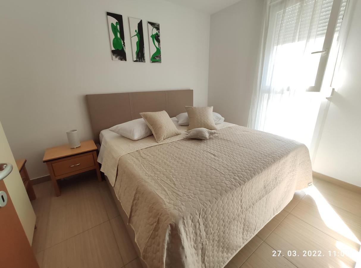 Apartman Antonela With Free Garage Parking Split Exterior foto
