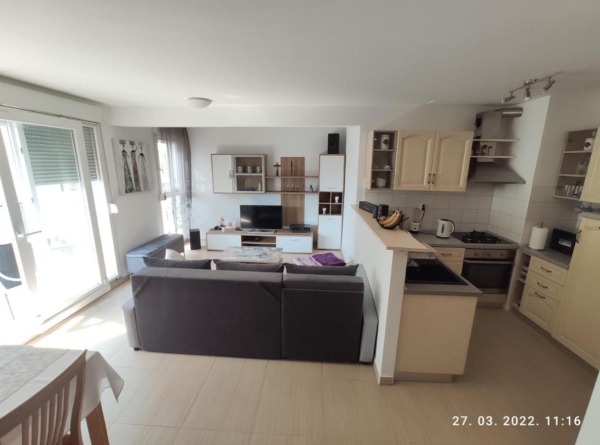 Apartman Antonela With Free Garage Parking Split Exterior foto
