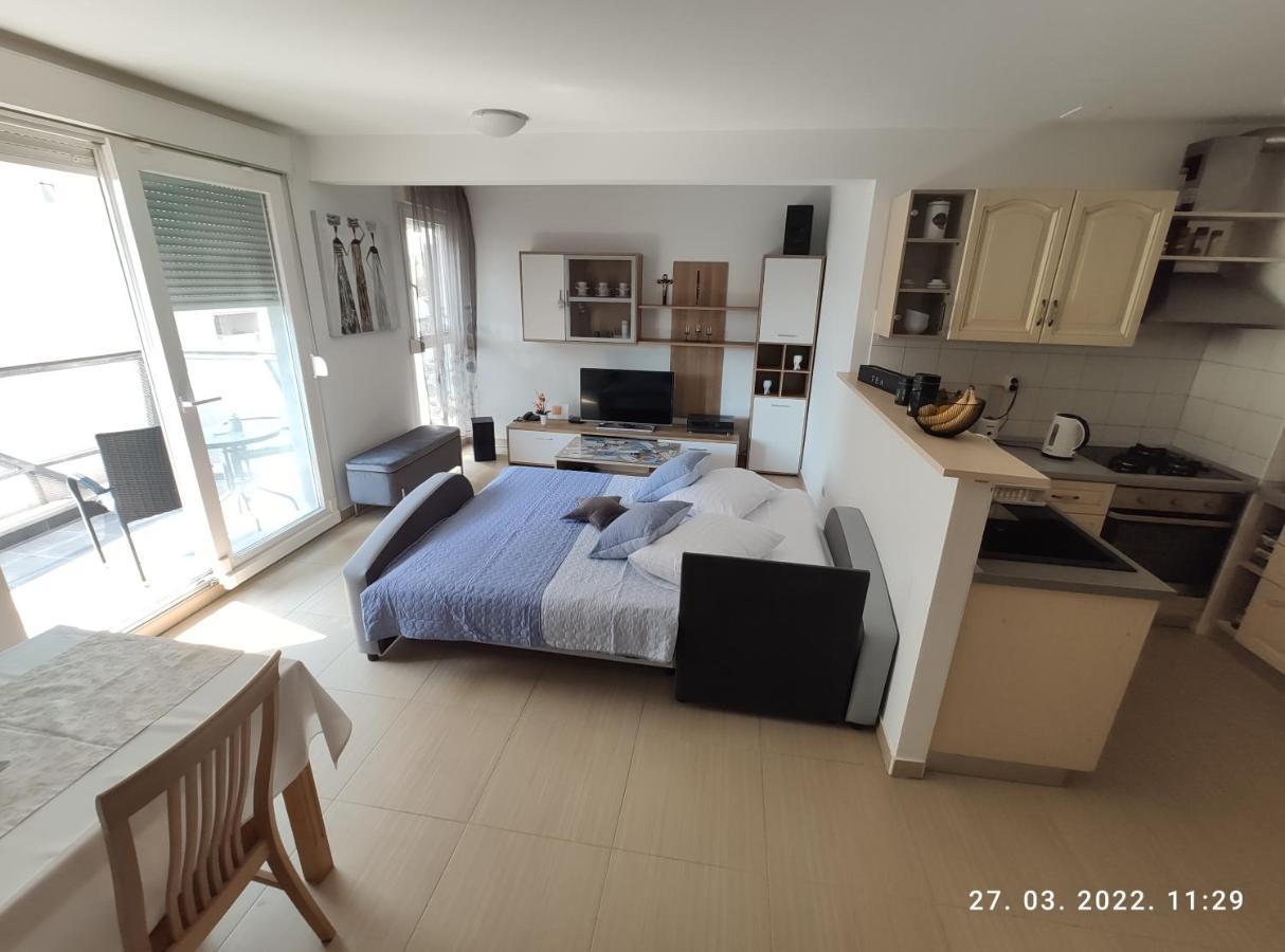 Apartman Antonela With Free Garage Parking Split Exterior foto